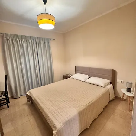Apartment Axilleas *